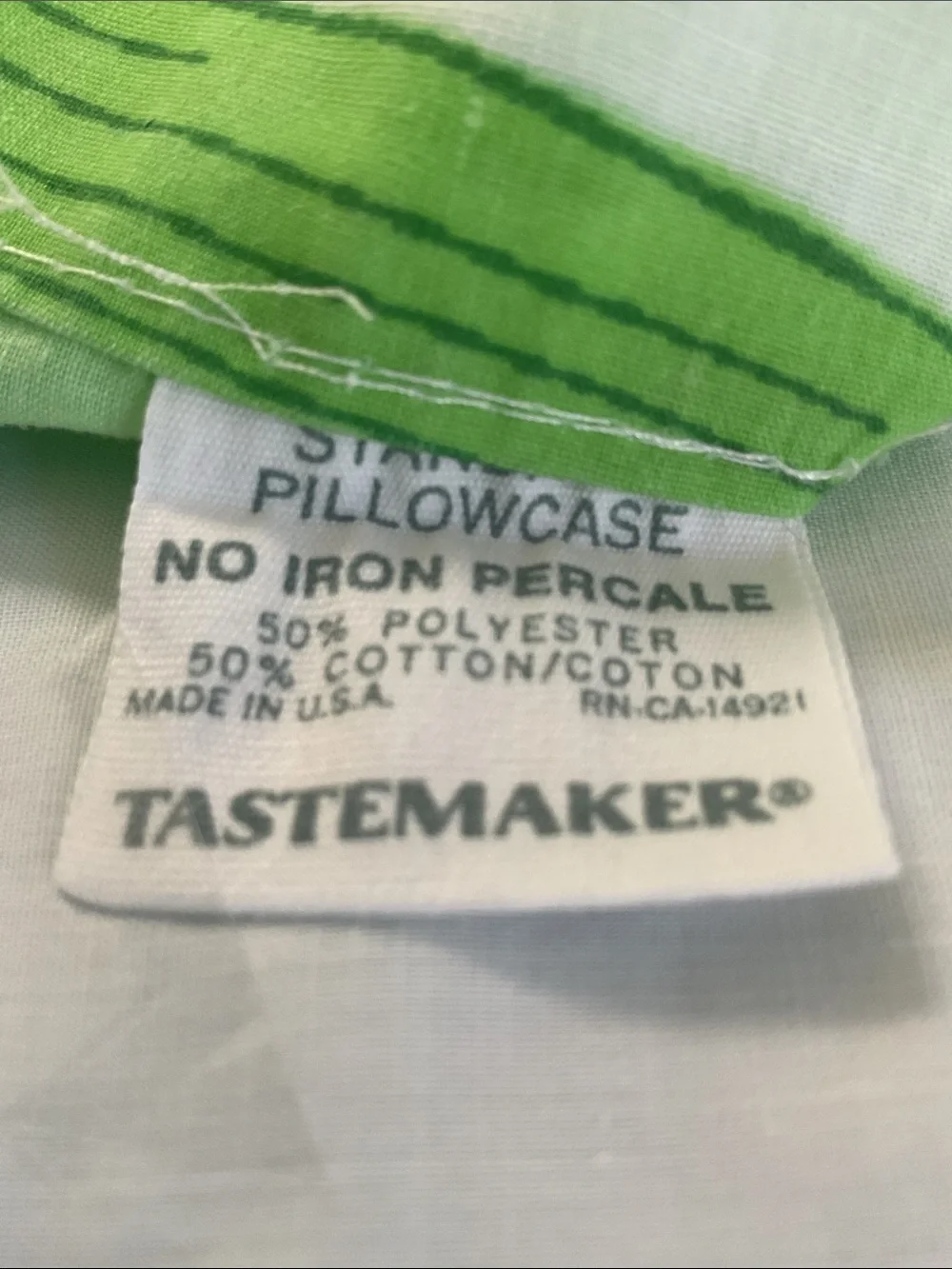 Tennessee Iris 1978 pillowcases. Tastemaker vintage